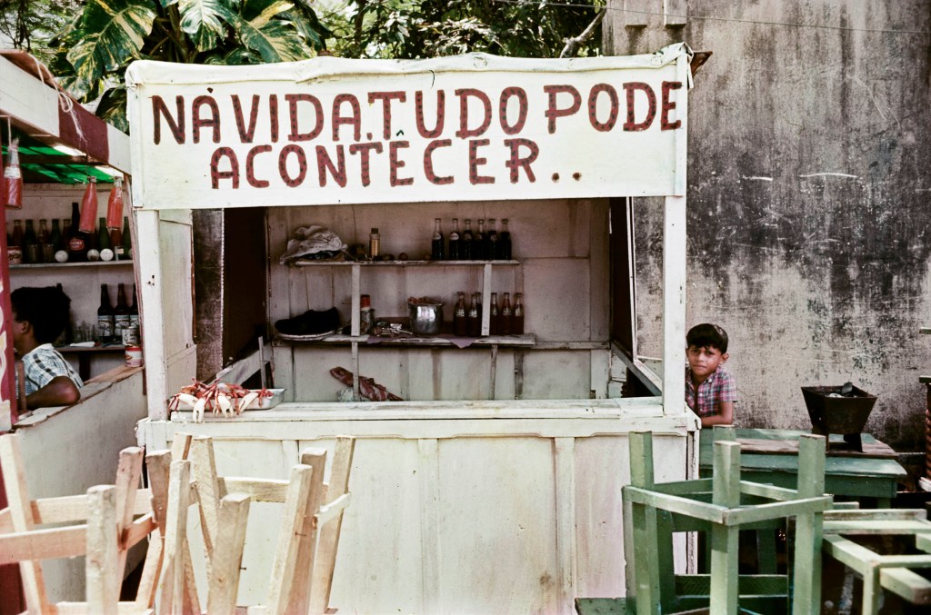 Festa de largo, Bahia. c.1970. Foto de Jorge Bodanzky. Acervo Jorge Bodanzky / IMS